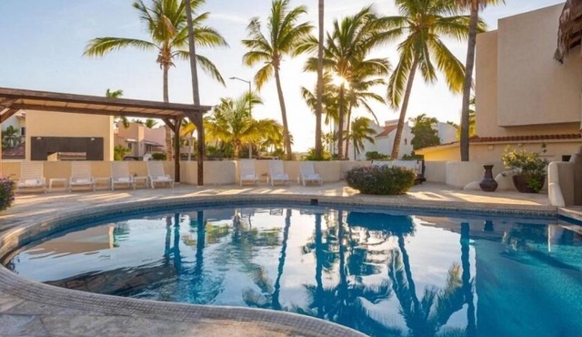Cozy 1BR Junior Suite in San José del Cabos for Family Getaway in San José del Cabo
