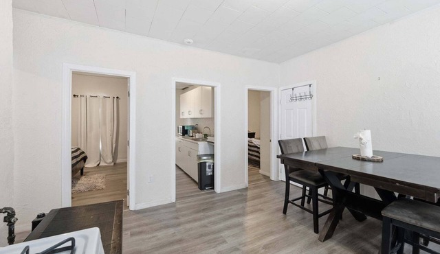 Cozy Adventure Filled Escape Free Parking 2 Bedroom Apts in Worcester