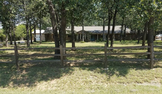 Cozy country cottage in Keller in Fort Worth