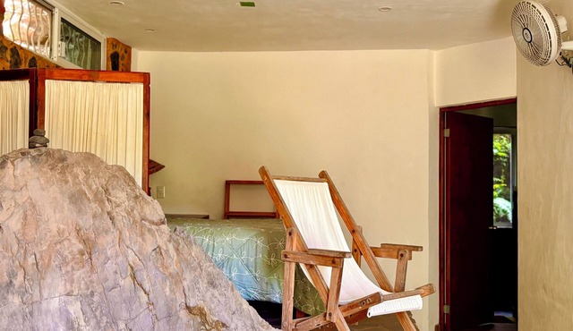 Cozy studio "Cave" 100 m from the sea in Chacala