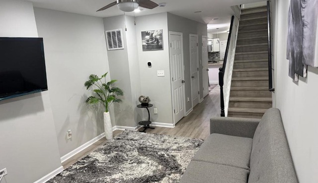 CozyHome Walkable to M&T Stadium - Horseshoe - Topgolf in Baltimore
