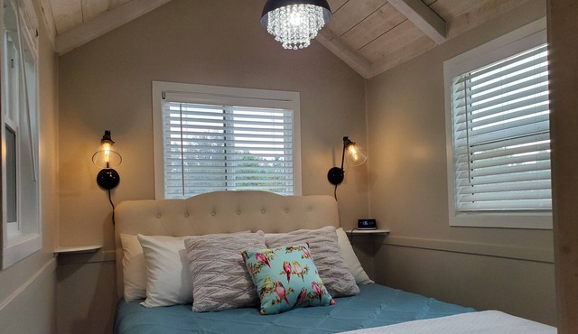 Creekside Escape-Close to UO*Hottub*Wineries* in Creswell
