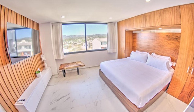 Cruz del Mar - Panoramic Rooftop Pool Views Near Marina in Puerto Vallarta