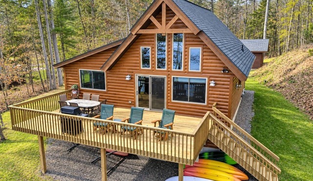 Crystal Clear Water, UTV Trail & Free Firewood! in Eagle River