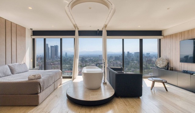 Departamento con Tina al Centro y Vista Panorámica in Mexico City