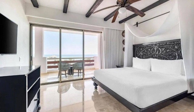 Diamond Cabo Azul Resort 2BD 2BA Villa in San José del Cabo