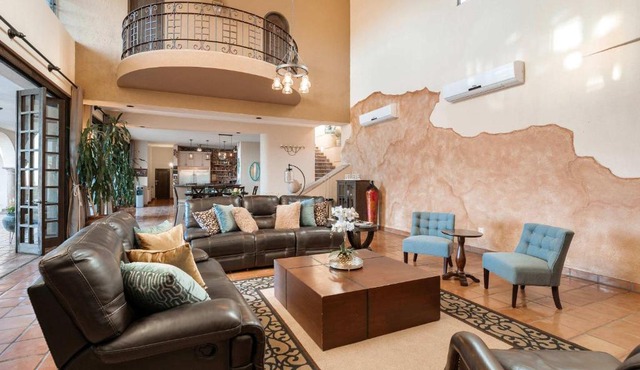 Elegant Hacienda Villa for 20, Ocean Views, Pool in San José del Cabo
