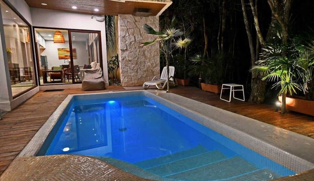 Exclusive Villa 5 BR Oasis Golf Private Pool Beach in Akumal
