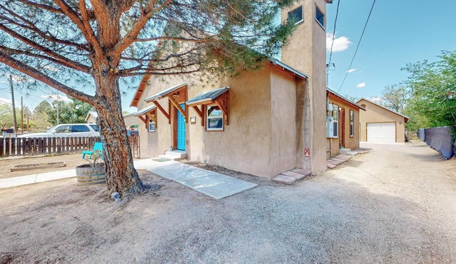 Fantastic 3bd/2ba in N. Valley, Garage, near i40 in Albuquerque