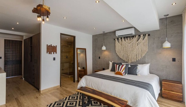 Fantastic King Studio with Rooftop Olympic Pool, New Gym & Premium Amenities in Tulum