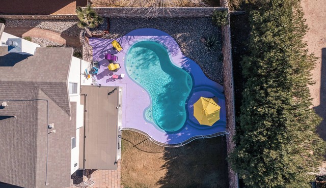 Franklin Luxe Oasis with Swimming pool and EV charging. in El Paso