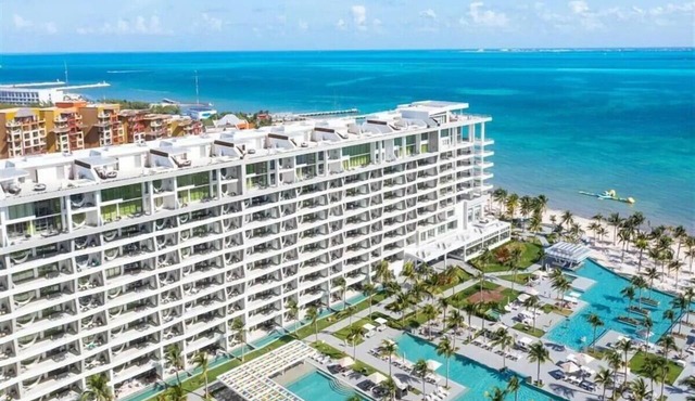 Garza Blanca Cancun 3B/3.5b Oceanfront Penthouse escape for discerning travelers in Cancún