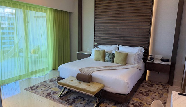 Garza Blanca Resort: Spacious 1,830 sq ft 2-bedroom suite for up to 6 guests. in Cancún