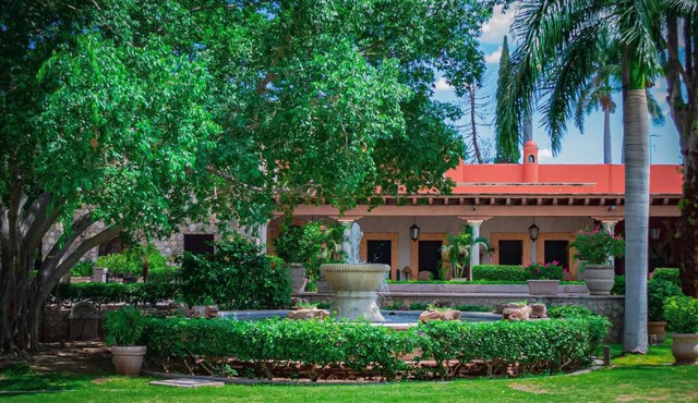 Hacienda de los Santos in Álamos