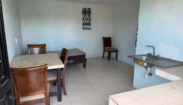 HM cuarteria cangrejos in Cabo San Lucas