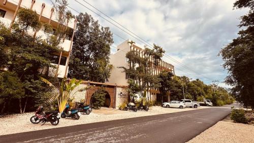 Homa KAH Lifestyle apartments, Pool, Rooftop & Gym in Jimenez