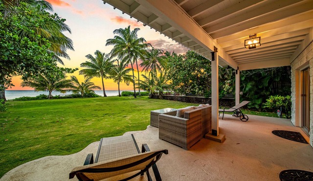 Honolulu Beachfront Retreat by Gather: Lux Beachfront w/Ocean Views & Comfort in Honolulu
