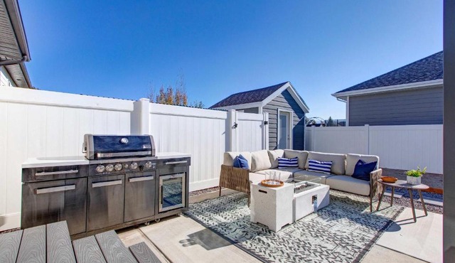 Hot Tub, Heber Home, Pet-Friendly, Games, Sleeps 13 Guest! in Heber City