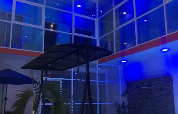 Hotel Empresarial in Paraíso
