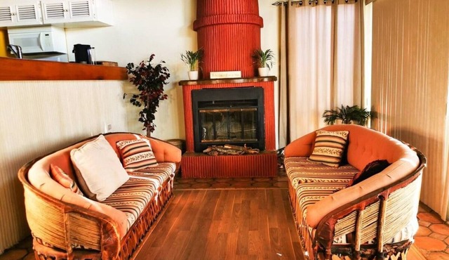 House with spectacular ocean views located in a very secure private area in Ensenada