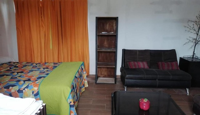 Landys Place Queen in La Paz