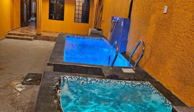 LOS SOLES RESORT, 1 NOCHE, hasta 14 personas in Toluca