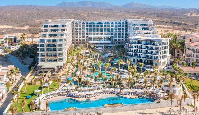 Luxurious 5-Diamond Resort, Villa la Valencia in Los Cabos in San José del Cabo