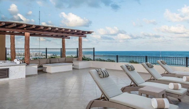Luxury 4 Diamond Resort 3 bedroom penthouse sleeps 8