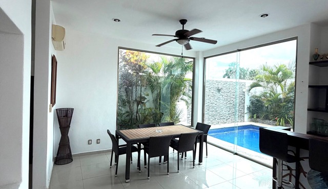 Luxury house with pool in Cancún