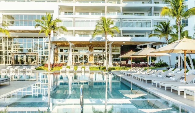 Luxury Studio Beachfront Resort in Cancún with high end amenities in Cancún