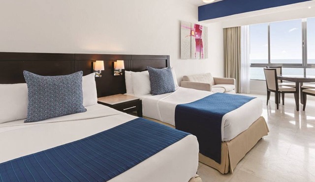 Mazatlan Cozy Junior Suite with Pool & Garden for Family Getaway in Marina Mazatlán