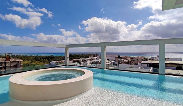Modern 2 Story Beach Loft w/Rooftop Pool + Ocean Views in Playa del Carmen