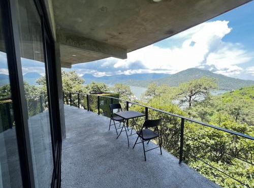 Modern Boutique Loft with Lake View in Valle de Bravo