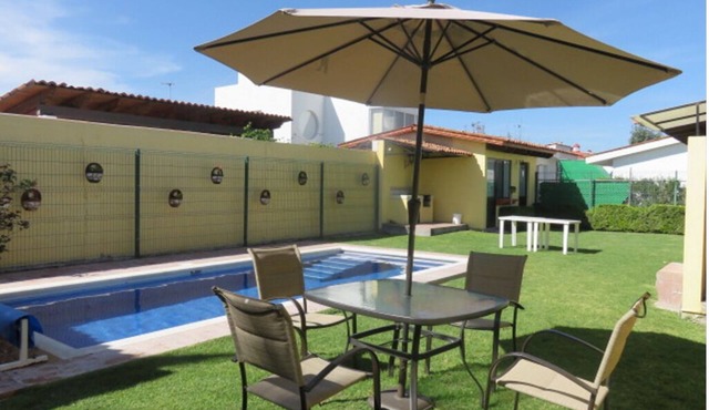 RINCONES DE TEQUIS Country house with heated swimming pool, fireplace in Residencial Haciendas de Tequisquiapan