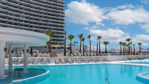 New Beachfront Resort Offering Luxury & Incredible Views in Puerto Peñasco