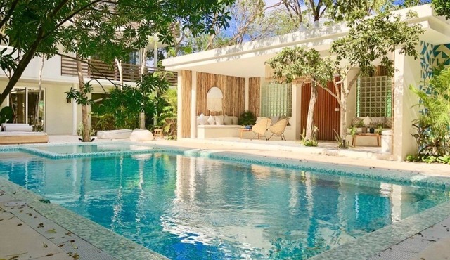 NEW! Location & Comfort ☆ Jacuzzi ☆ Luxury new Condo