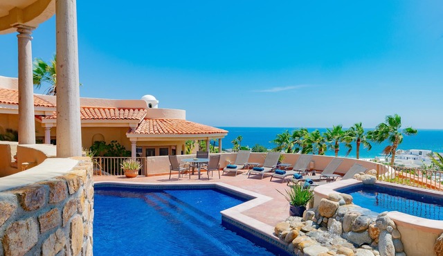 Ocean View Family Villa Near Marina w/Pool, Hot Tub, A/C & Cabo Views in Cabo San Lucas