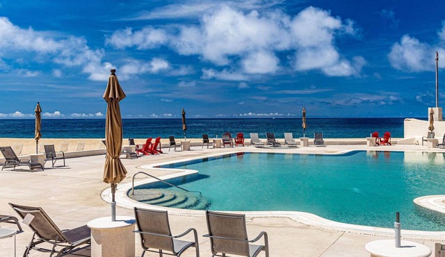 Oceanfront Condo · Patio, Pool & Beach Access in Cabo San Lucas