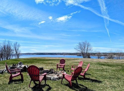 Oceanside Saltwater Cottage NEW in Milbridge