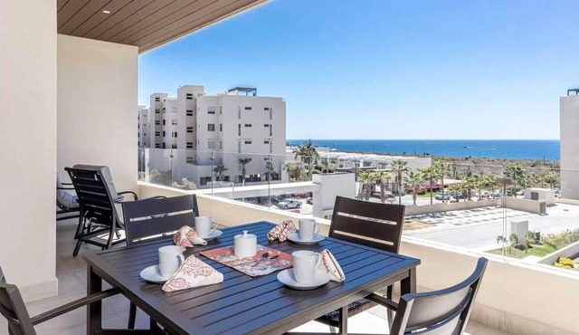 Oceanview Condo w/Pool & Gym, Near Cabo Beaches in Cabo San Lucas