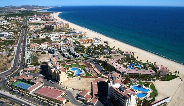 Paradise Awaits: Beachfront, 2 Master Suites in San José del Cabo in San José del Cabo