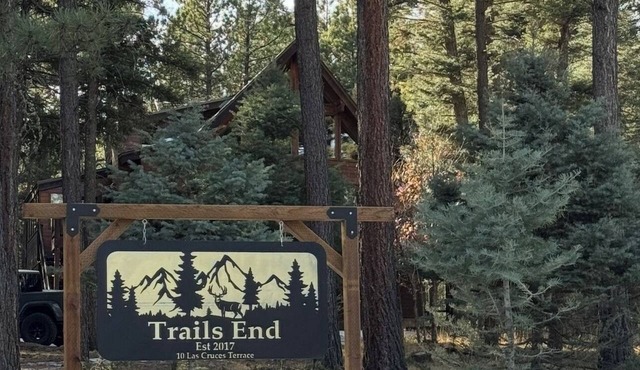 Perfect getaway for Fall activities. Great views, hiking, and cooler weather! in Angel Fire
