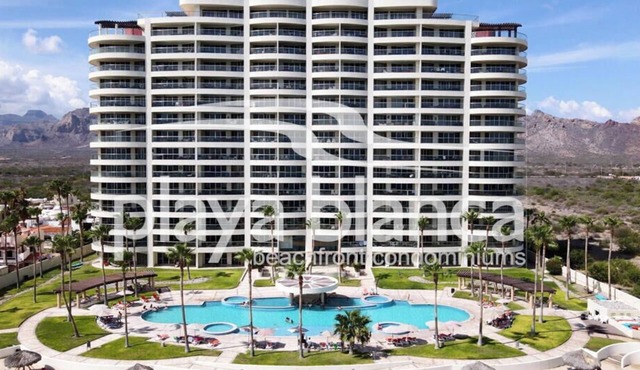 Premier Playa Blanca Condo 504: 1BR, 2BA, Beachfront,Ocean Views,Hotel Services in San Carlos