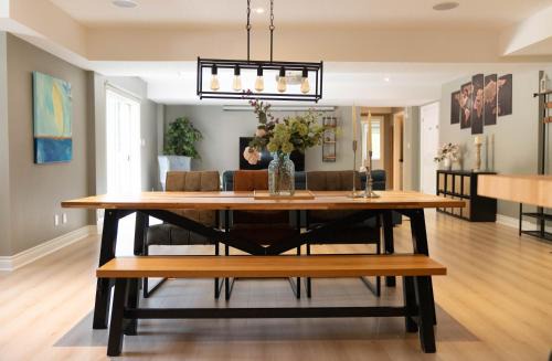 Private Basement Suite with Hot Tub in Elora