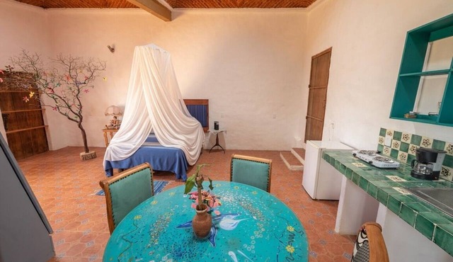 Private Bungalow in Quiet San Felipe del Agua in Oaxaca de Juárez