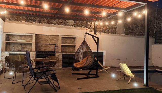 Private home with a pool, 5 minutes from Six Flags Oaxtepec in Jardines de Tlayacapan