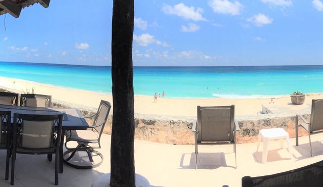 Privately owned 3 bedroom Ocean front condo with 25 ft beachfront terrace in Cancún