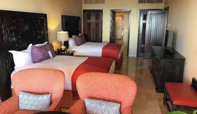 Pueblo Bonito Sunset Beach Suite with 2 bedrooms/AC in pleasant Cabo San Lucas in Cabo San Lucas