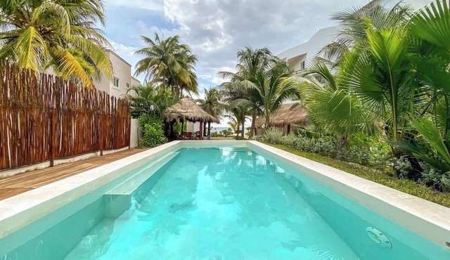 Puerto Morelos Beachfront King Studio | Pool