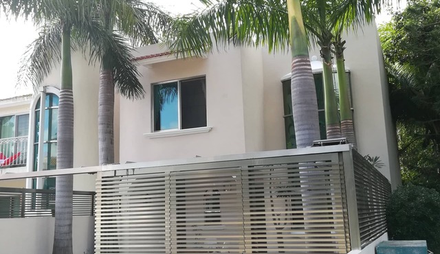 Quietly delighfull and amazing house. in Cancún
